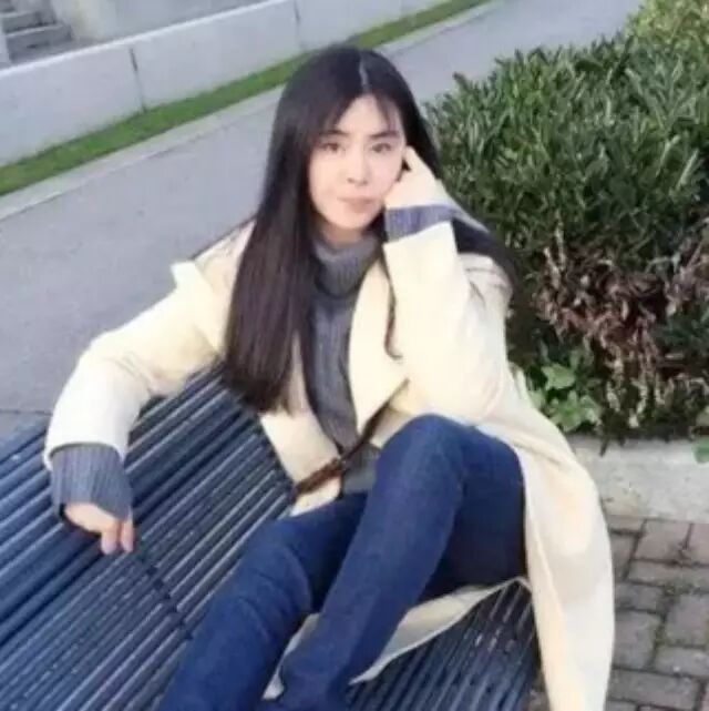 王祖贤的49岁,公主与女王间的第三种可能