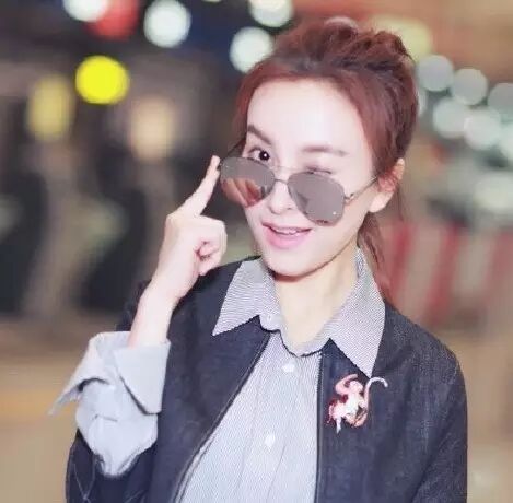 被谢娜打压多年的吴昕,如何从配角变女王?她都美上天了!