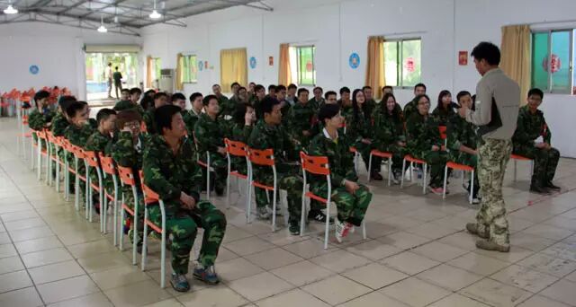 ������չѵ��