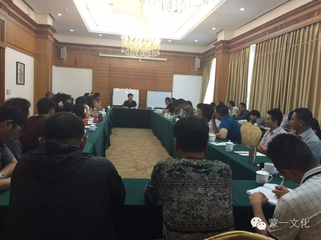 晚上鼻塞,早上打喷嚏流鼻涕是感冒吗_早上是几点到几点_减肥是早上跑步好还是晚上跑步好