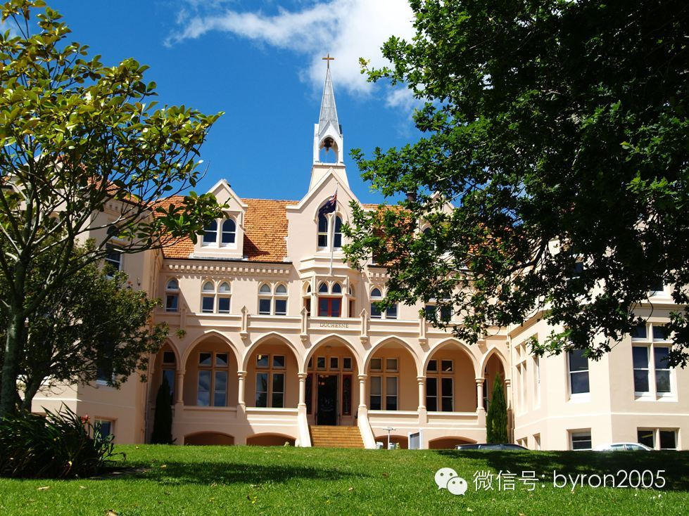 巴拉丁圣心学院：快乐至上~ （是巴拉丁不是阿拉丁！）