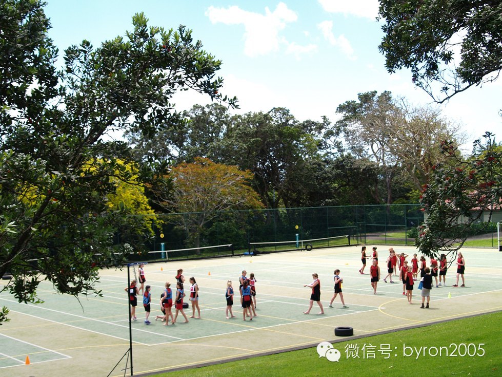 巴拉丁圣心学院：快乐至上~ （是巴拉丁不是阿拉丁！）