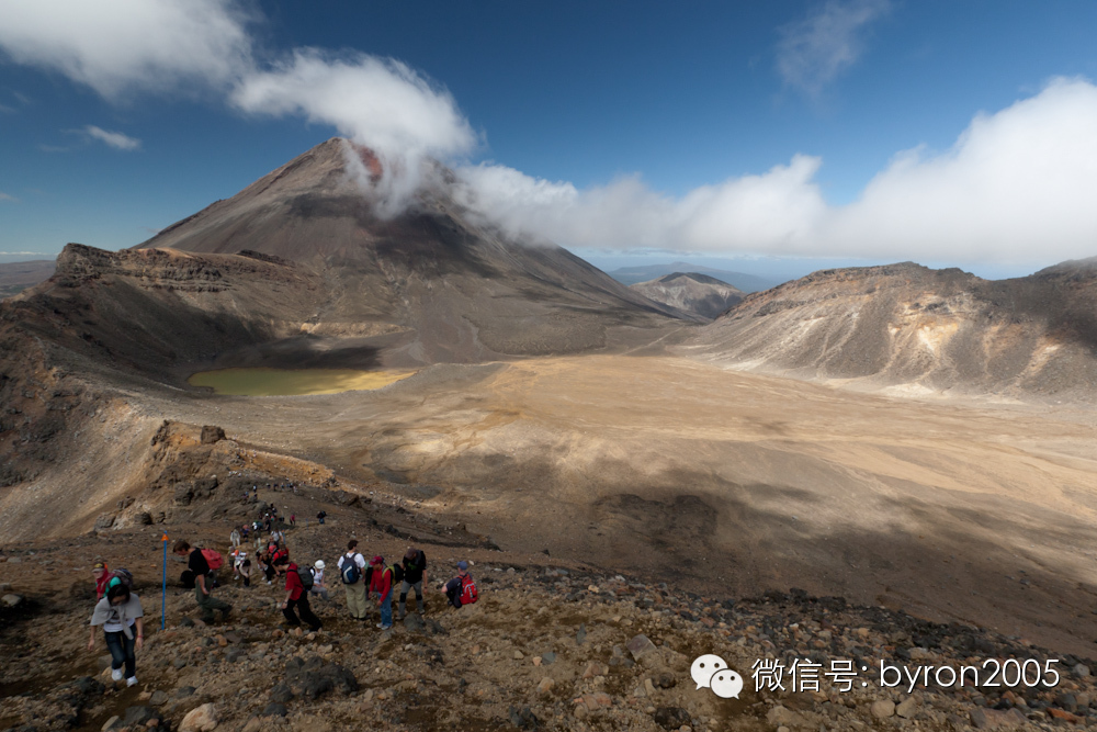 夏天走一走：汤加里罗越山步道Tongariro Alpine Crossing