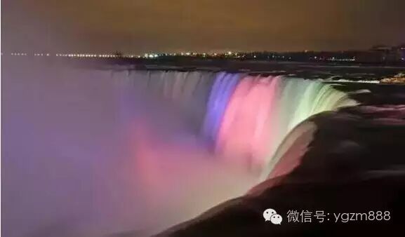 当水景碰上景观照明，美的一塌糊涂！