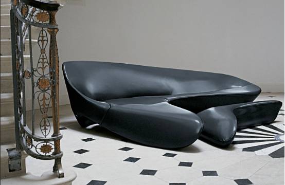 这款性感的沙发名叫怀孕妈妈 家具大牌扫盲第2篇-怀孕期