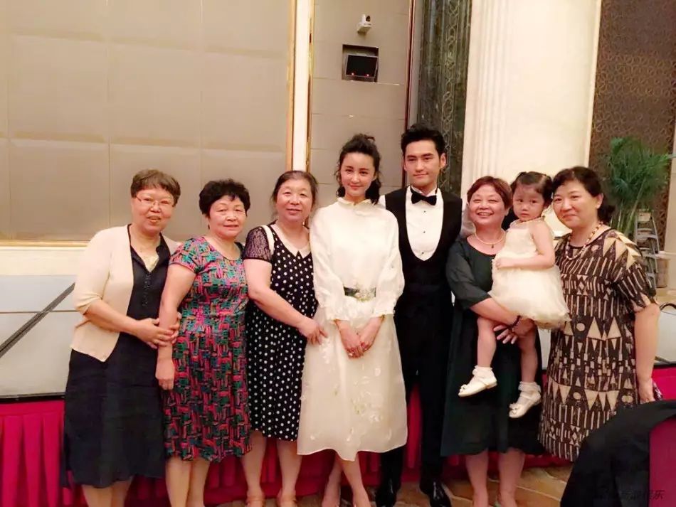 袁弘张歆艺回武汉摆酒宴,武汉籍明星婚礼大盘点!