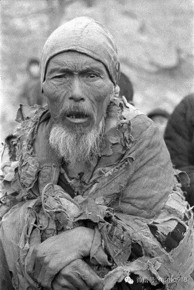 毛泽东时代民众为何清贫？真实历史令人震惊......