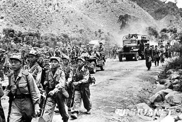 毛泽东时代民众为何清贫？真实历史令人震惊......