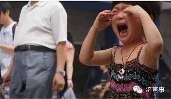 提醒  陈小春好心转发一条微博,警察却怒了!这么做只会...