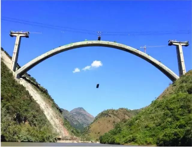 南盘江特大桥:世界最大跨度