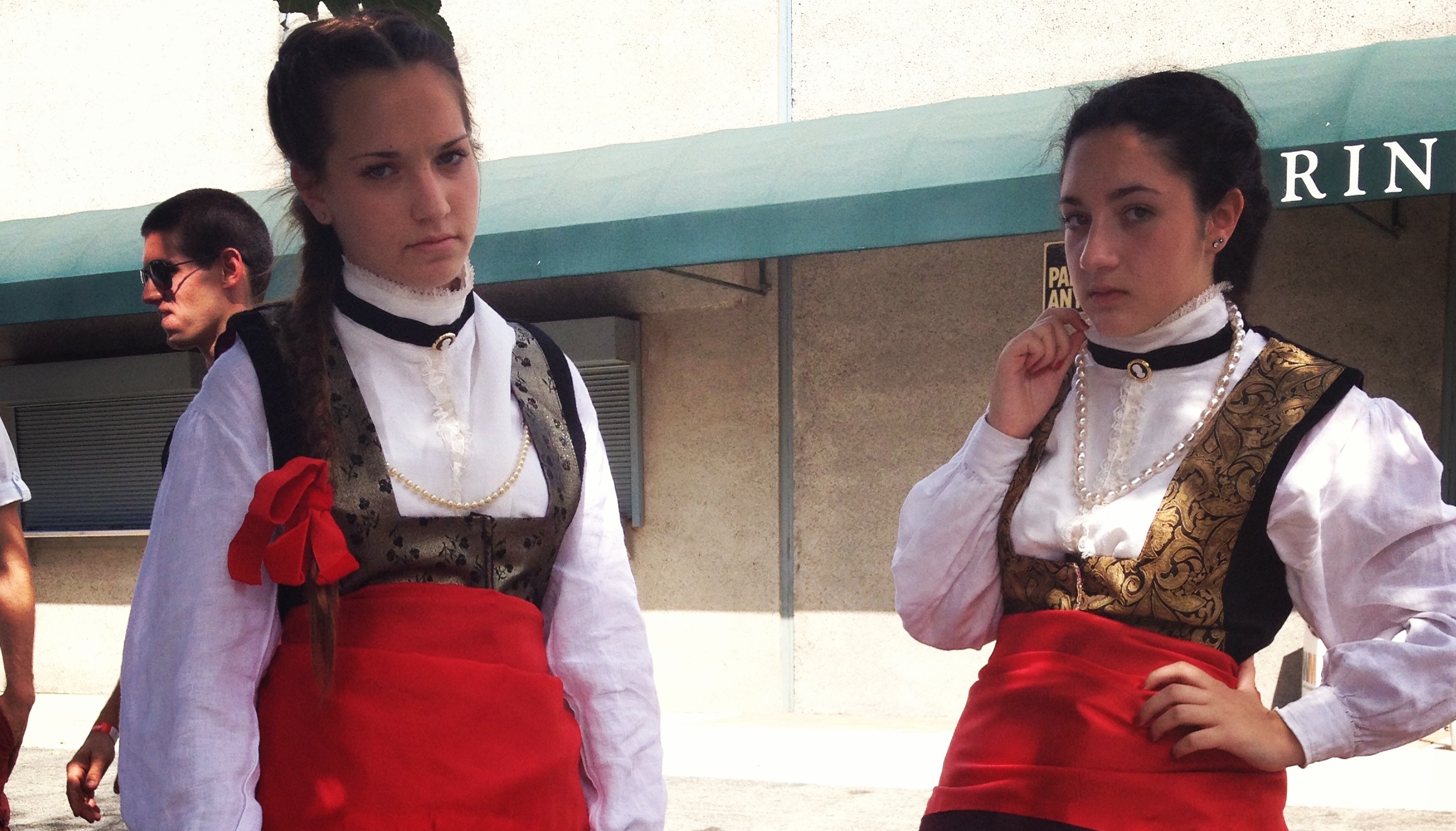 盘点5门毁三观的奇葩语言丨转自：语言学午餐