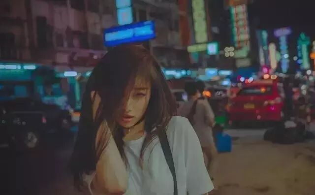 倪妮肤白貌美会搭配,还有一双超美大长腿!