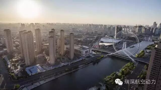 中國無人機(jī)在低空巡察、監(jiān)視等工業(yè)領(lǐng)域?qū)⒂写笞鳛? /></p>
<p> </p>
<p style=