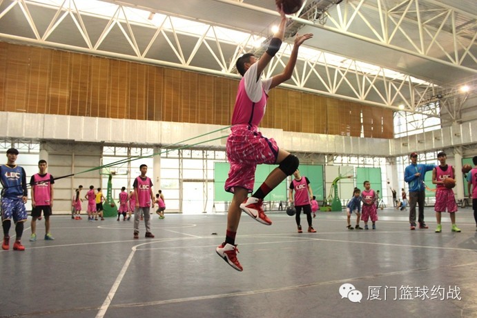 http://mmbiz.qpic.cn/mmbiz/GicUlj8xh9ib1RfNRbicmAVpicmRJWI2vLwjrMnQIeg59ibxNB4hkrfIQUicpgvrHLIM23mutaYQVToXGZfNsq9mzI7A/0