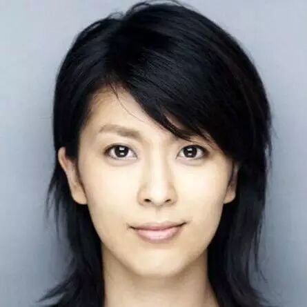 【每日一首外文歌】松隆子 《我们都是孤单单一人》みんな...