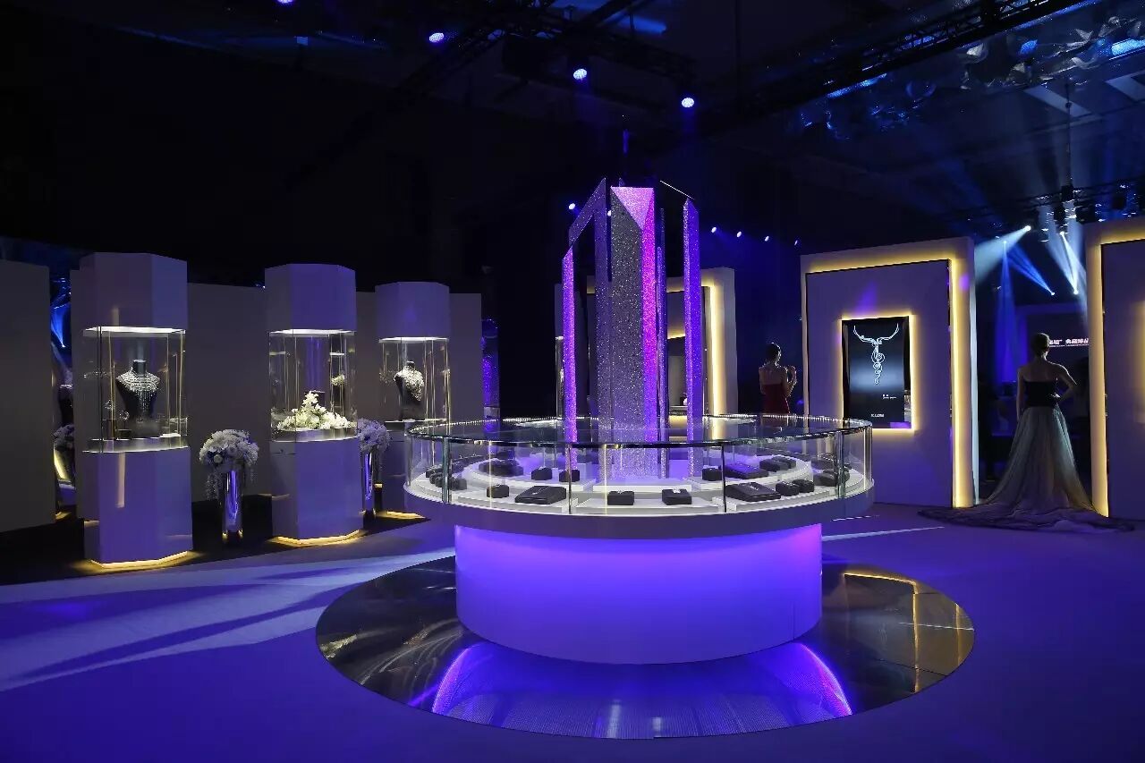 典藏臻品华丽展厅