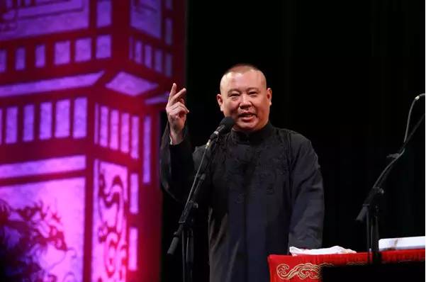 郭德纲50个损人金句,笑一笑减压又瘦身!