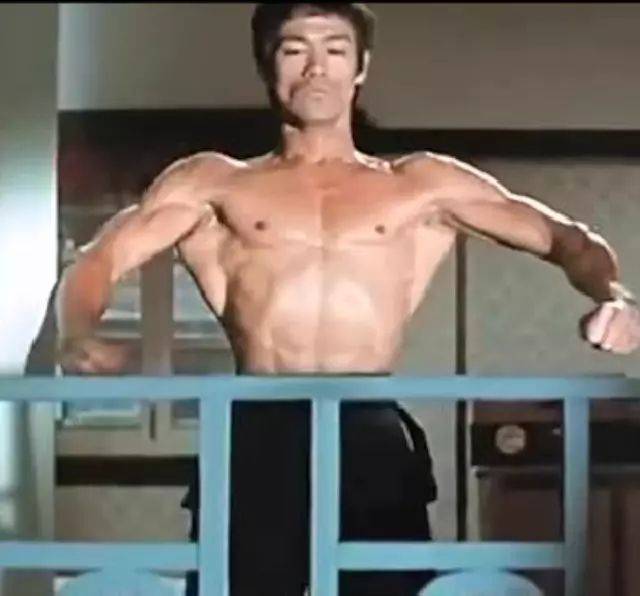 李小龙究竟有多牛逼,看完这个大部分都给跪了!