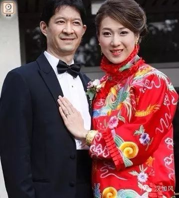 钟嘉欣温哥华办婚礼 靓女喜气洋洋