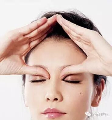 中医点穴疗法传人亲传人体的15个“止痛开关”，原来有些疼痛一按就好