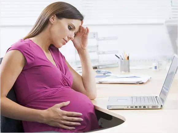 怀孕注意事项 羊水会影响胎宝宝发育吗?-怀孕期