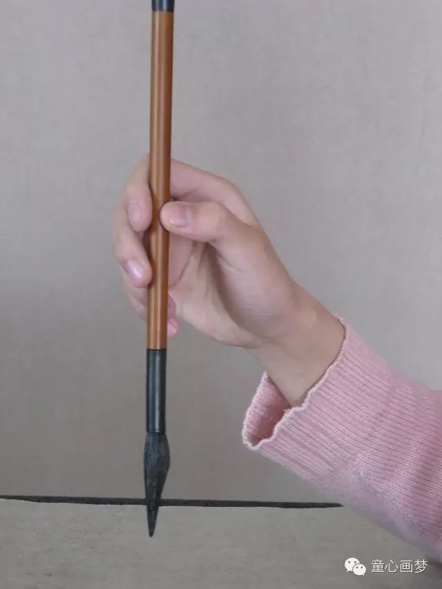 从头教你书法毛笔字握笔方法书写姿势和运腕