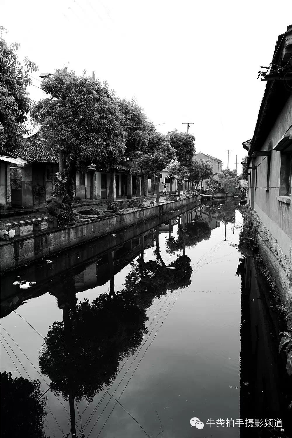 道墟老街住着的除了长者,孩子外,还有一些外来的务工者,绍兴地区经济