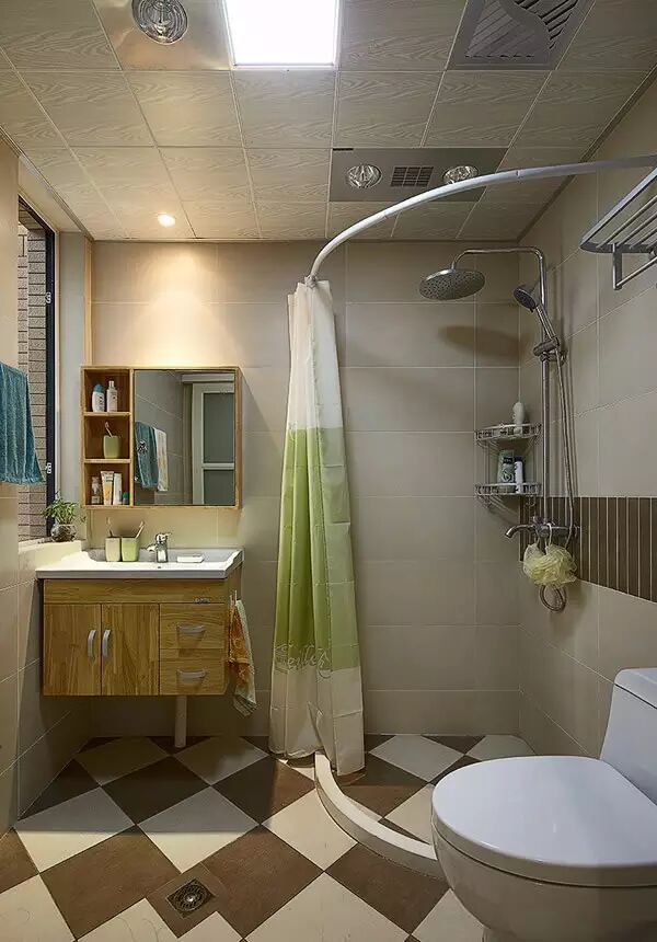 衛(wèi)生間里的瓷磚地板該如何搭配？