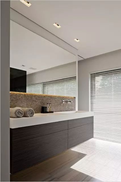 22款簡(jiǎn)潔家居風(fēng)衛(wèi)生間設(shè)計(jì)