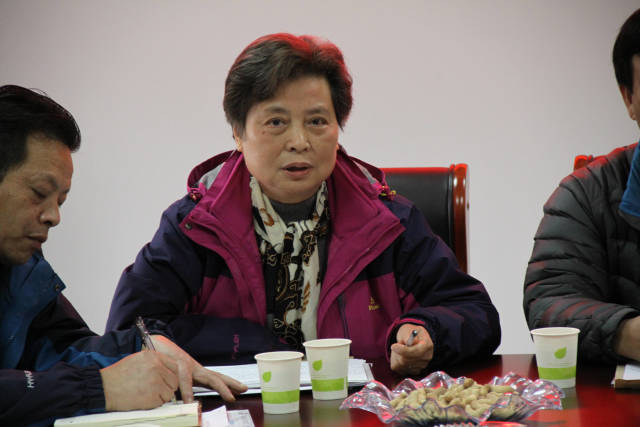 上海市盆景赏石协会理事会在万春园召开