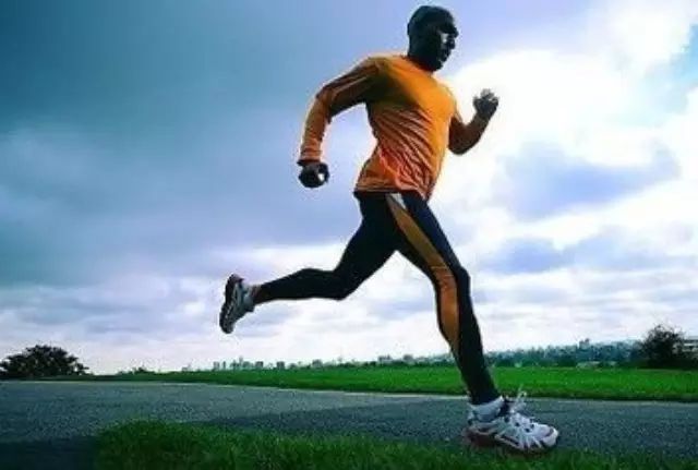 《跑男》陈赫摄影师说:跑了12个小时,臀部都变大了