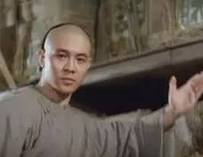 成龙都打不过他!却被医生判了死刑!曾自爆面临瘫痪:坐...