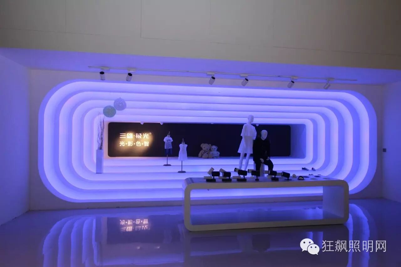 第16次！三雄极光高调亮相光亚展