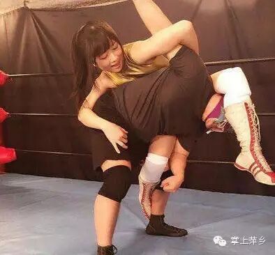 【掌上萍乡】笑多了会怀孕—妹子你淡定!这大庭广众之下…-怀孕期