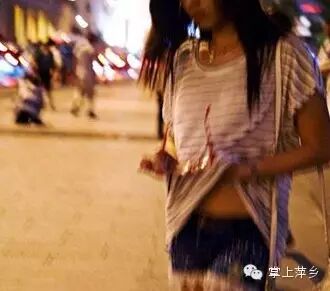 【掌上萍乡】笑多了会怀孕—妹子你淡定!这大庭广众之下…-怀孕期