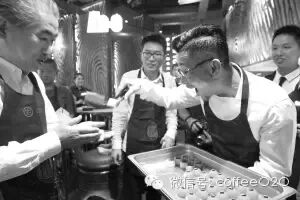 【外婆家掌门人吴国平低调退休,教徒弟一个秘诀】 【外婆家掌门人吴国平低调退休,教徒弟一个秘诀】