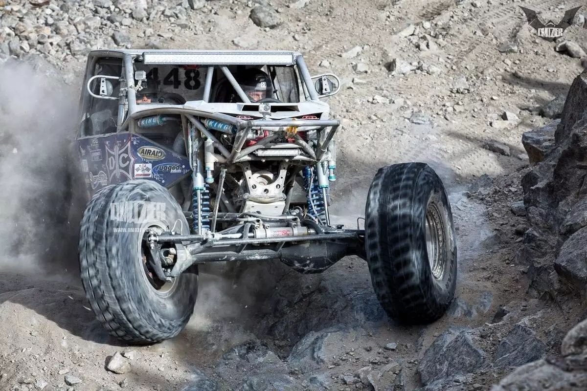 将king of the hammers(雷神之锤)单纯称之为赛车竞技,并不能正确