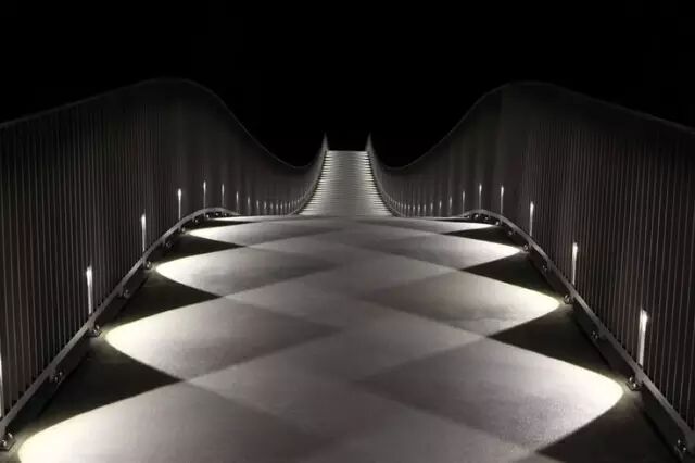 【光的空间】灵魂的灯光设计