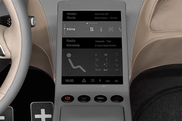 輕量化電動汽車亮相 總重450kg 續航160km