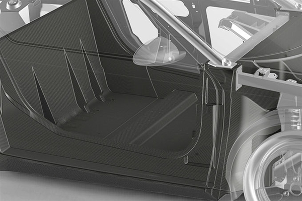 輕量化電動汽車亮相 總重450kg 續航160km