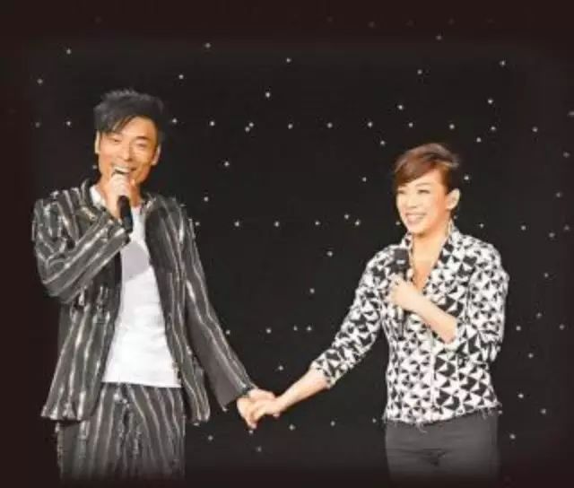超感人合唱:许志安&林忆莲超《我最亲爱的+情人》