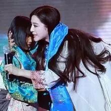 范冰冰李晨的微博曝光出真相!看完让所有广东人都愤怒了!