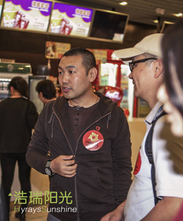 上海是团队时下前方；行业洗牌，抢手的制片人和技术人哪里来；技术视觉让我们意识半岛电竞官方
和创新；《微爱》成功，顾长卫导演背后团队之混录