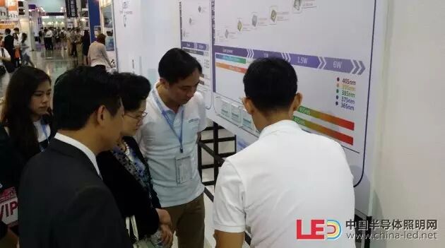 吴玲秘书长出席台北光电周并做特邀报告 呼吁两岸LED产业同仁增进合作，协同发展