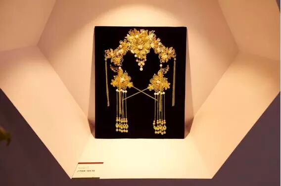 直击光亚 看商业照明如何创造光色艺术