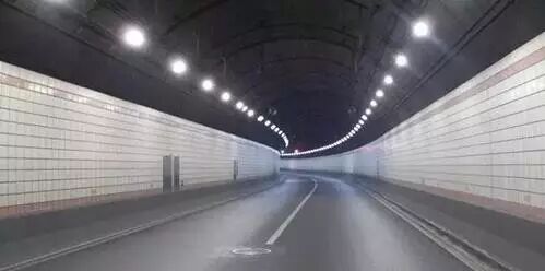 港珠澳大桥工程，采用多项LED顶尖技术