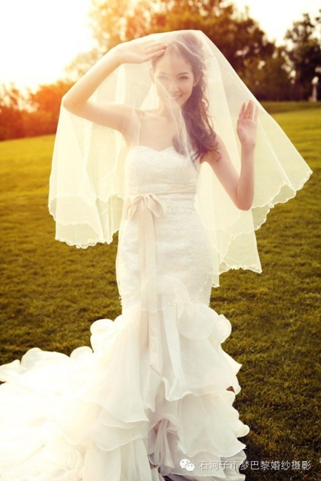 显瘦的婚纱_怎么样穿婚纱显瘦