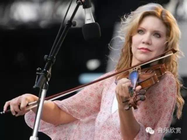 【音乐欣赏】艾莉森·克劳斯 (Alison Krauss)-《When You Say Nothing At All》