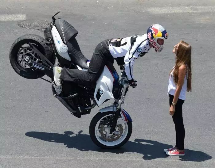 胡海特技教学第四期：翘尾动作讲解