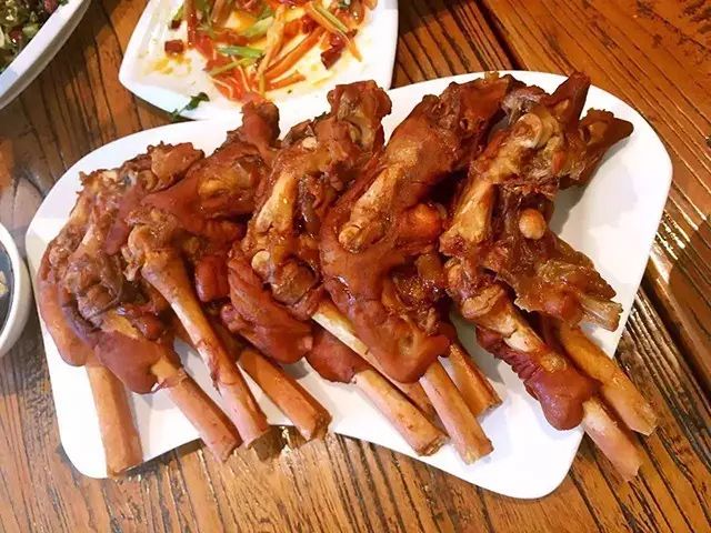 ▍特色羊蹄